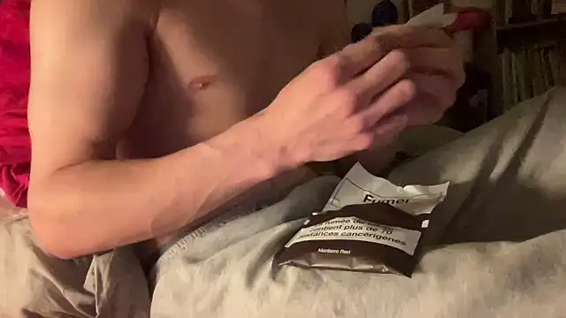 Snapshot of LeoLovelyDick chatting on 11/08/25, 10:30 LeoLovelyDick online show from 11/08/25, 10:30