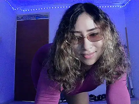 Michikomalandro2323 online show from 11/26/25, 09:27