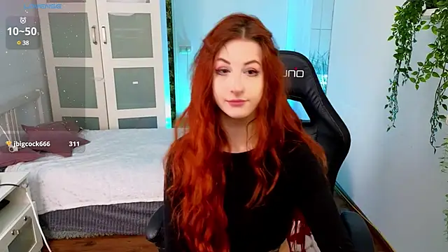 Katy diamond  online show from 02/19/25, 05:38