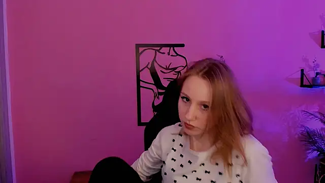 Snapshot of DariaTate chatting on 02/21/25, 11:55 DariaTate online show from 02/21/25, 11:55