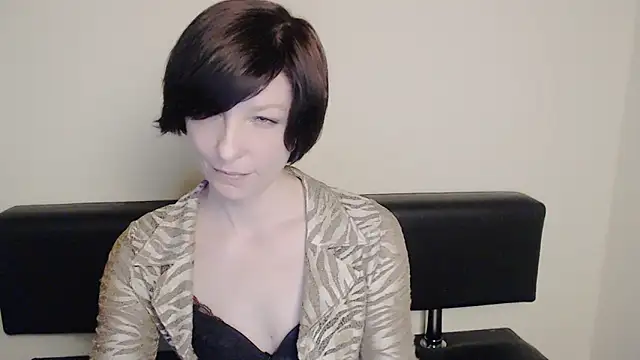 Snapshot of _AngeliaFlow_ chatting on 02/08/25, 10:18 AngeliaFlow online show from 02/08/25, 10:18