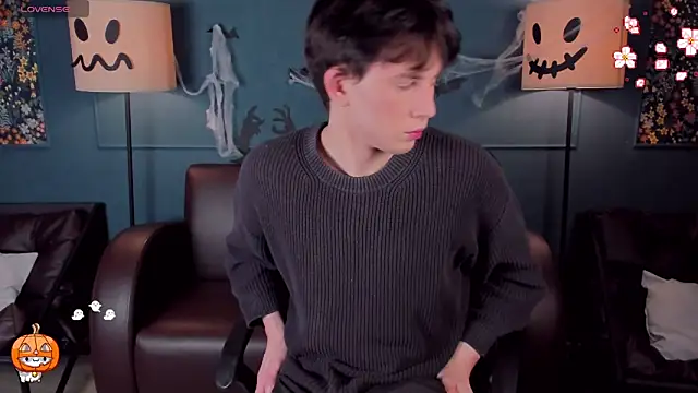 AdrianoAubert online show from 11/09/25, 03:27