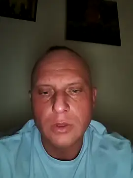 Snapshot of CriminalJunction6 chatting on 11/08/25, 10:52 CriminalJunction6 online show from 11/08/25, 10:52