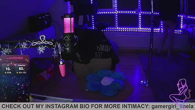 Snapshot of Gamergirl-Linela chatting on 11/02/25, 07:16 Gamergirl-Linela online show from 11/02/25, 07:16