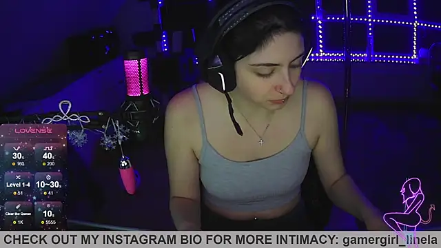 Snapshot of Gamergirl-Linela chatting on 11/18/25, 05:17 Gamergirl-Linela online show from 11/18/25, 05:17