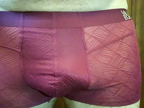 Snapshot of archange_17 chatting on 10/06/25, 07:50 archange 17 online show from 10/06/25, 07:50