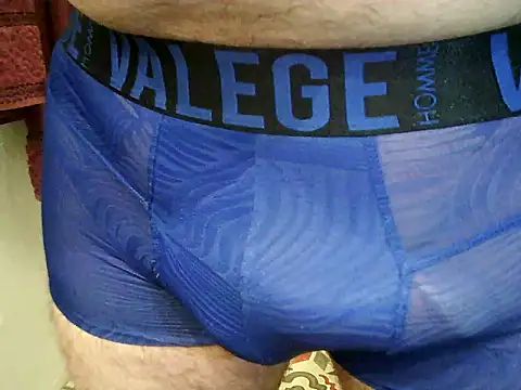 Snapshot of archange_17 chatting on 11/13/25, 03:55 archange 17 online show from 11/13/25, 03:55