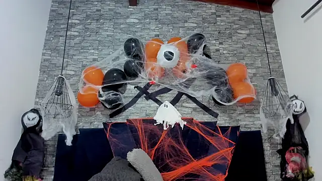 Sophia Brunett online show from 10/26/25, 11:38