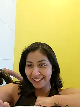 Snapshot of MaiPandora chatting on 11/05/25, 05:13 MaiPandora online show from 11/05/25, 05:13