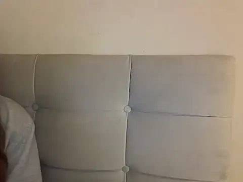 skyejde online show from 10/27/25, 10:25