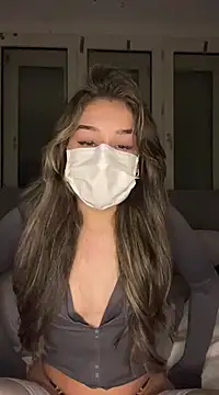 Snapshot of Daria-maus24 chatting on 02/23/25, 01:35 Daria-maus24 online show from 02/23/25, 01:35