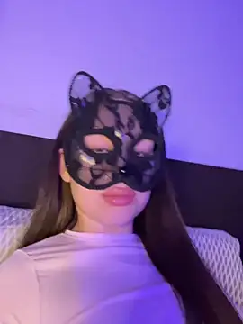 Snapshot of Daria-maus24 chatting on 10/22/25, 07:24 Daria-maus24 online show from 10/22/25, 07:24