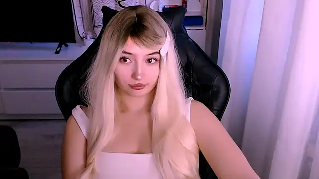 beauty blonde online show from 10/14/25, 01:17