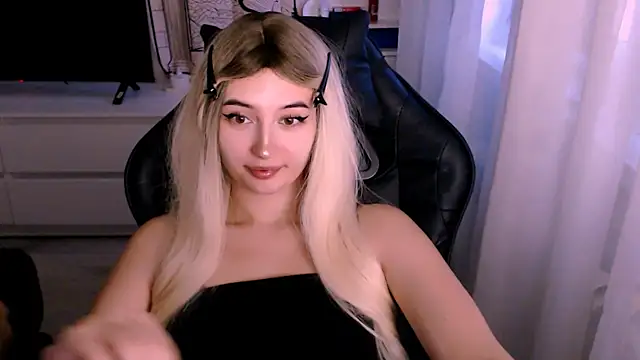 beauty blonde online show from 10/16/25, 01:06