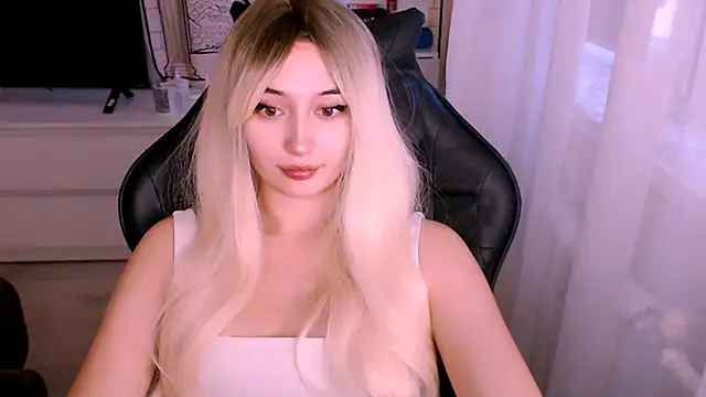 beauty blonde online show from 10/19/25, 01:17