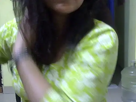 Your cutiepie  online show from 10/18/25, 06:30