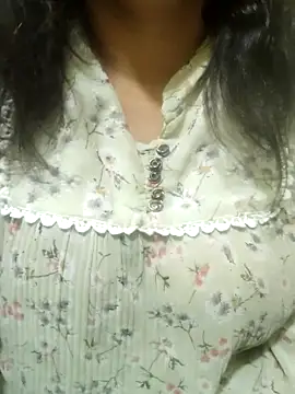 Your cutiepie  online show from 10/25/25, 11:54