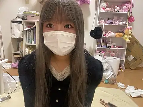 Snapshot of babu_tan_tan chatting on 11/15/25, 02:02 babu tan tan online show from 11/15/25, 02:02