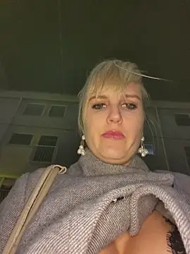 Sexybiene969 online show from 11/06/25, 05:14