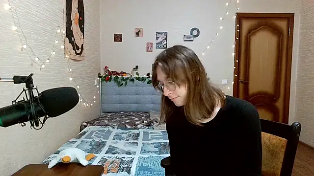 Snapshot of tangerine4dreams chatting on 02/12/25, 06:29 tangerine4dreams online show from 02/12/25, 06:29