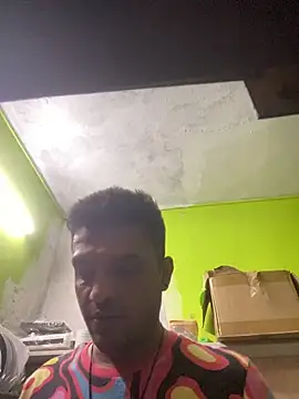 Snapshot of crazyfreaking chatting on 02/10/25, 06:24 crazyfreaking online show from 02/10/25, 06:24