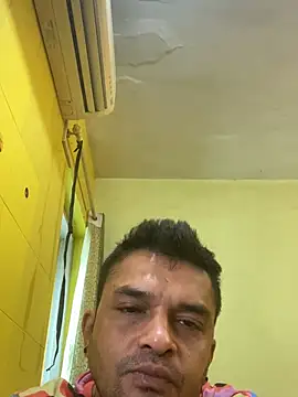 Snapshot of crazyfreaking chatting on 02/11/25, 07:23 crazyfreaking online show from 02/11/25, 07:23