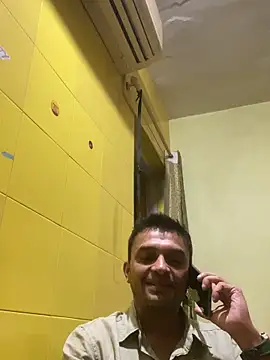 Snapshot of crazyfreaking chatting on 02/11/25, 04:35 crazyfreaking online show from 02/11/25, 04:35