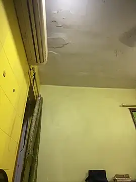 Snapshot of crazyfreaking chatting on 02/12/25, 06:51 crazyfreaking online show from 02/12/25, 06:51