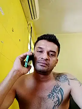 Snapshot of crazyfreaking chatting on 02/13/25, 08:38 crazyfreaking online show from 02/13/25, 08:38