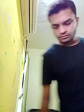 Snapshot of crazyfreaking chatting on 02/14/25, 06:45 crazyfreaking online show from 02/14/25, 06:45