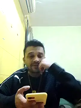 Snapshot of crazyfreaking chatting on 02/15/25, 08:01 crazyfreaking online show from 02/15/25, 08:01