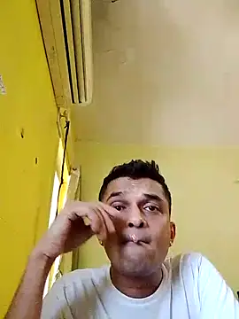 Snapshot of crazyfreaking chatting on 02/24/25, 10:59 crazyfreaking online show from 02/24/25, 10:59