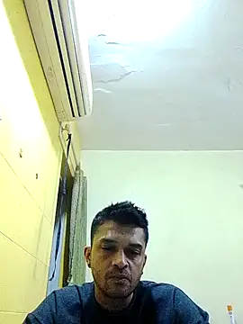 Snapshot of crazyfreaking chatting on 03/01/25, 06:00 crazyfreaking online show from 03/01/25, 06:00