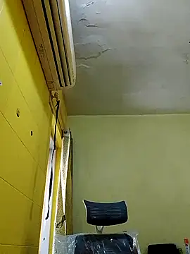 Snapshot of crazyfreaking chatting on 03/05/25, 04:56 crazyfreaking online show from 03/05/25, 04:56