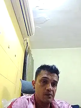 Snapshot of crazyfreaking chatting on 03/06/25, 04:38 crazyfreaking online show from 03/06/25, 04:38