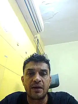 Snapshot of crazyfreaking chatting on 03/11/25, 08:42 crazyfreaking online show from 03/11/25, 08:42