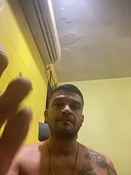 Snapshot of crazyfreaking chatting on 03/16/25, 01:07 crazyfreaking online show from 03/16/25, 01:07