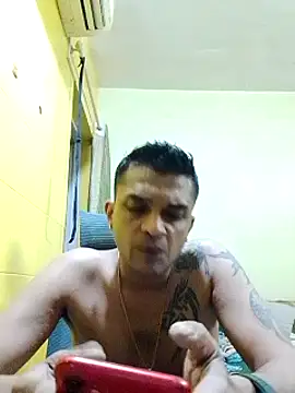 Snapshot of crazyfreaking chatting on 03/21/25, 03:13 crazyfreaking online show from 03/21/25, 03:13