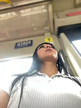 Dulce  Boyd online show from 11/24/25, 01:33