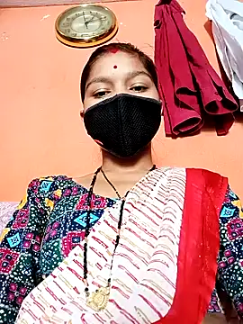 Snapshot of Barkha_Beri chatting on 02/15/25, 07:49 Barkha Beri online show from 02/15/25, 07:49