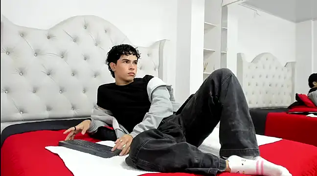 Aiiden 15 online show from 02/24/25, 03:09