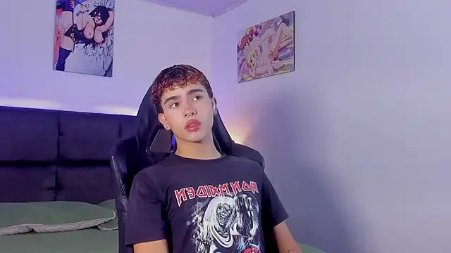 Aiiden 15 online show from 10/27/25, 01:26