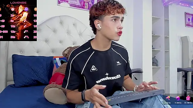 Aiiden 15 online show from 10/30/25, 06:30