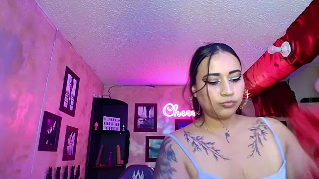 cherryy bombshelll online show from 09/15/25, 04:51