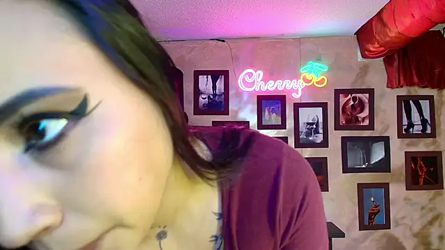 cherryy bombshelll online show from 09/16/25, 05:36