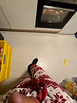 ademandjulia online show from 10/07/25, 03:58