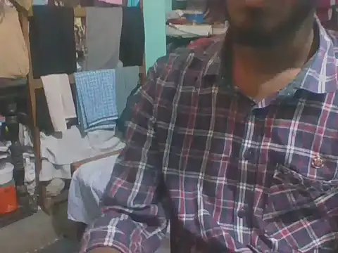 Snapshot of Gg_galib chatting on 09/15/25, 01:11 Gg galib online show from 09/15/25, 01:11