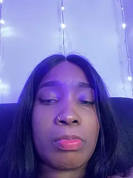 Snapshot of blackgril12 chatting on 03/15/25, 05:08 blackgril12 online show from 03/15/25, 05:08