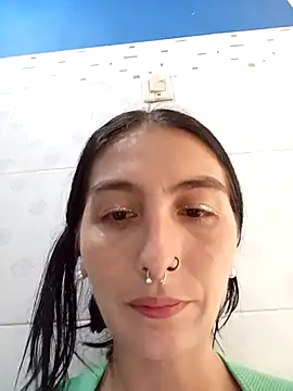 single mother indecent online show from 10/11/25, 03:21