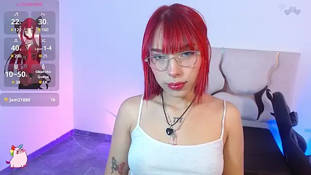 Snapshot of Issa_tay1 chatting on 02/17/25, 03:15 Issa tay1 online show from 02/17/25, 03:15